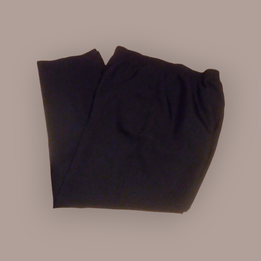 Womens size 12 black pullon slacks